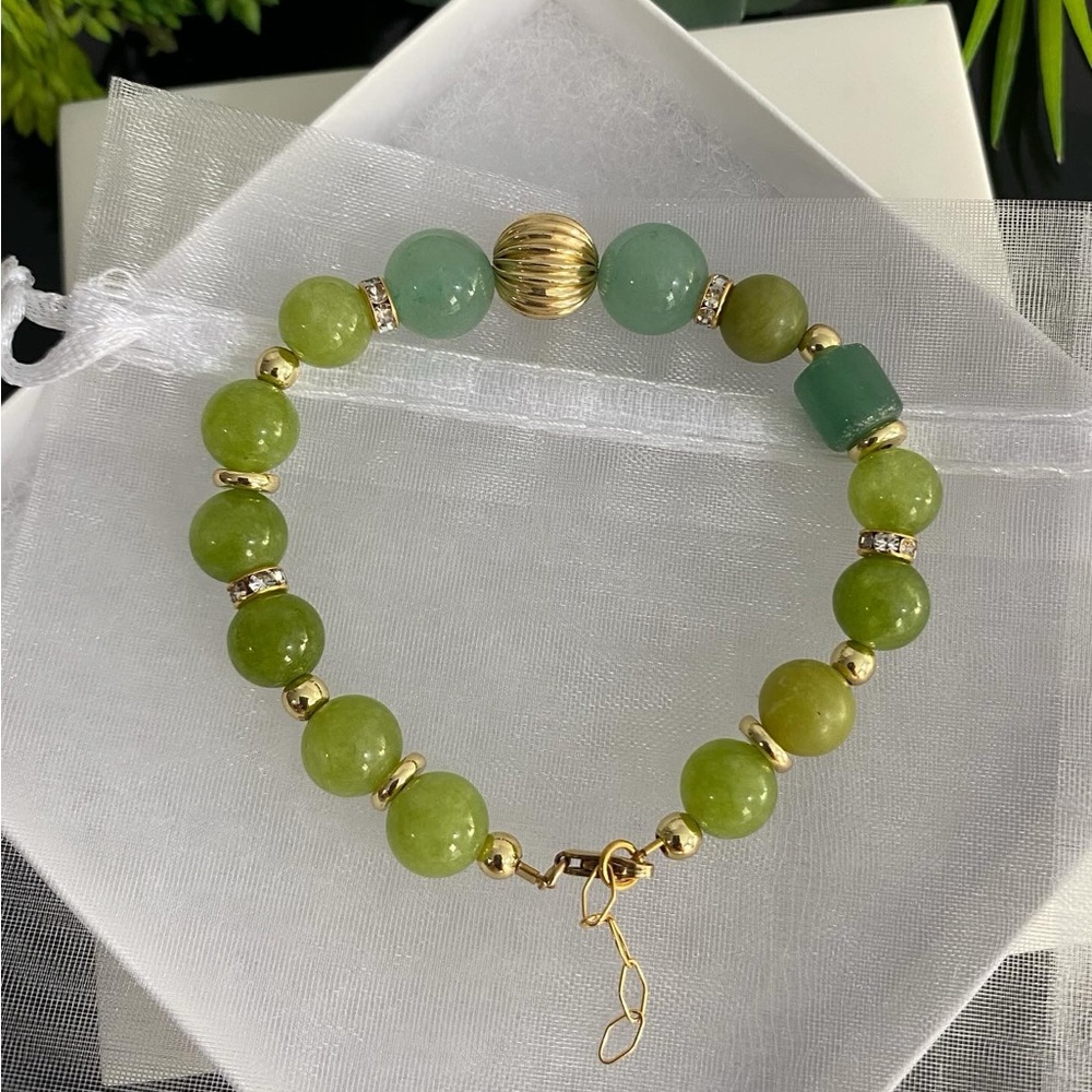 Gold Filled Corrugate Bead Green Jade & Aventurine Beaded Bracelet